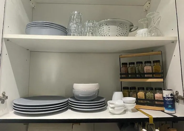 לינה וארוחת בוקר Balcony Hyper Centre