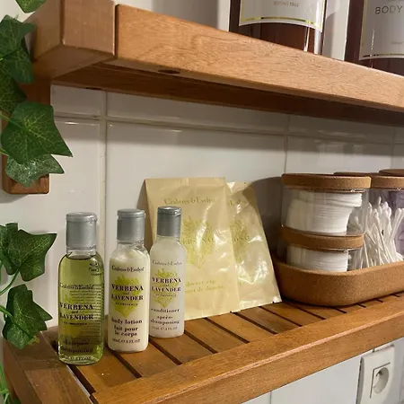 Balcony Hyper Centre