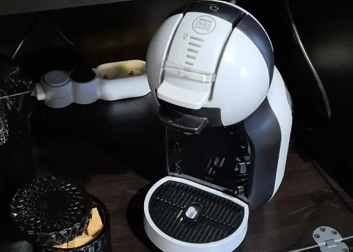 Balcony Hyper Centre Bed & Breakfast 4*